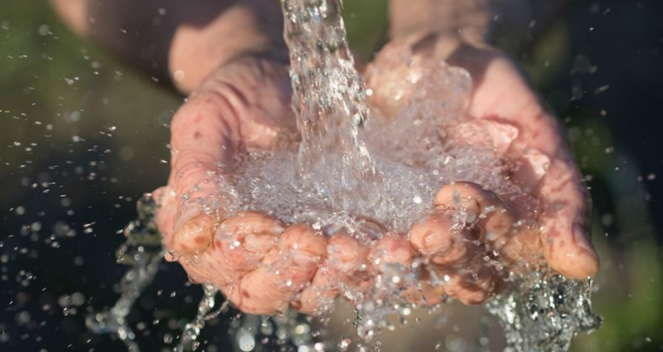 El agua comenzó a cotizar en el mercado de futuros de Wall Street El agua comenzó a cotizar en el mercado de futuros de Wall Street