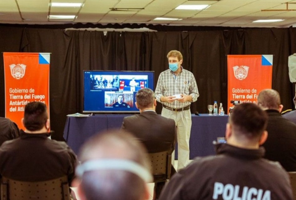 Aumento salarial para Policias, Penitenciarios y profesionales de Salud Aumento salarial para Policias, Penitenciarios y profesionales de Salud