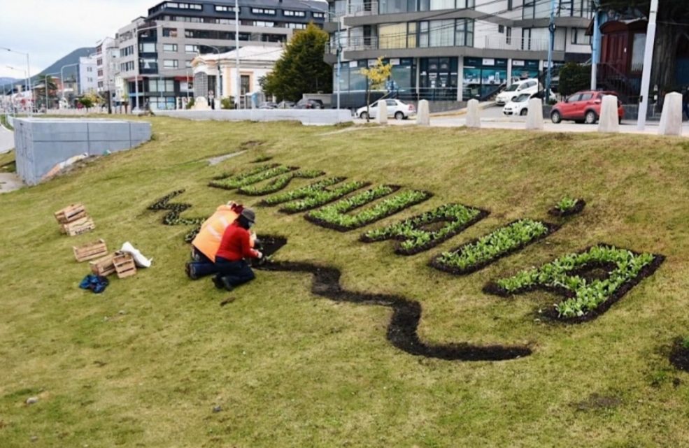 En Ushuaia, la Municipalidad realizó trabajos de puesta en valor de la avenida Perito Moreno En Ushuaia, la Municipalidad realizó trabajos de puesta en valor de la avenida Perito Moreno