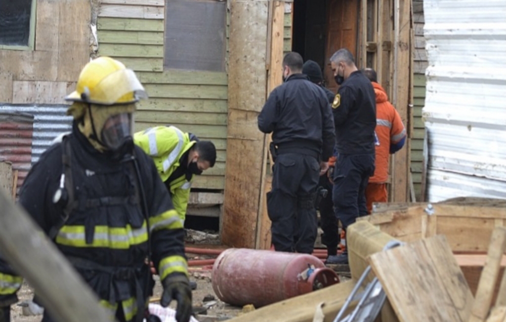 Incendio por una salamandra, sin lesionados Incendio por una salamandra, sin lesionados
