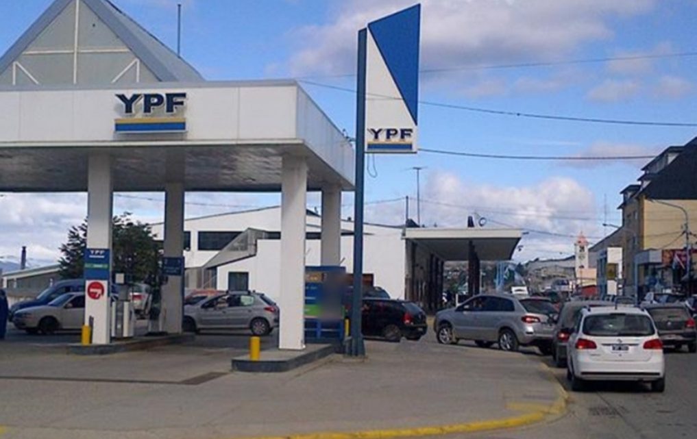 SIN AVISO: YPF aumentó de nuevo las naftas en todo el país SIN AVISO: YPF aumentó de nuevo las naftas en todo el país
