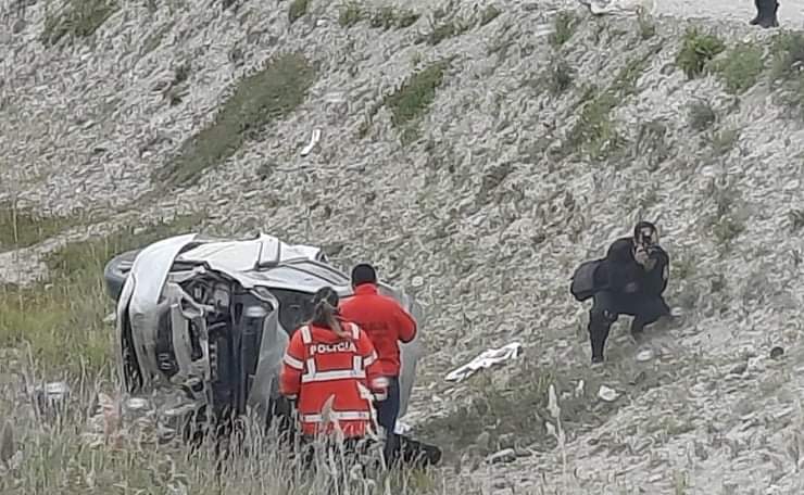 Vuelco en la ciudad de Ushuaia con un hombre lesionado Vuelco en la ciudad de Ushuaia con un hombre lesionado