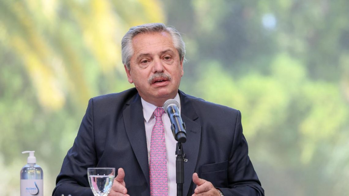 Alberto Fernández: “No quiero más dividir la suerte de los argentinos según el gobernante que les toque” Alberto Fernández: “No quiero más dividir la suerte de los argentinos según el gobernante que les toque”