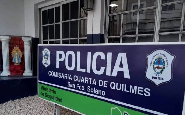 Dos hombres borrachos mataron a un hombre por una discusión y escondieron el cuerpo abajo de un colchón Dos hombres borrachos mataron a un hombre por una discusión y escondieron el cuerpo abajo de un colchón