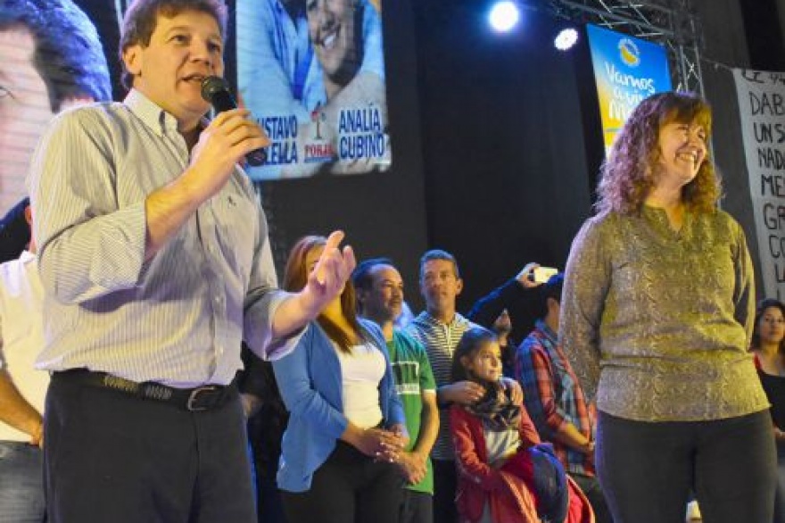 Silencio de Melella ante el aumento de 230% para él y su gabinete Silencio de Melella ante el aumento de 230% para él y su gabinete