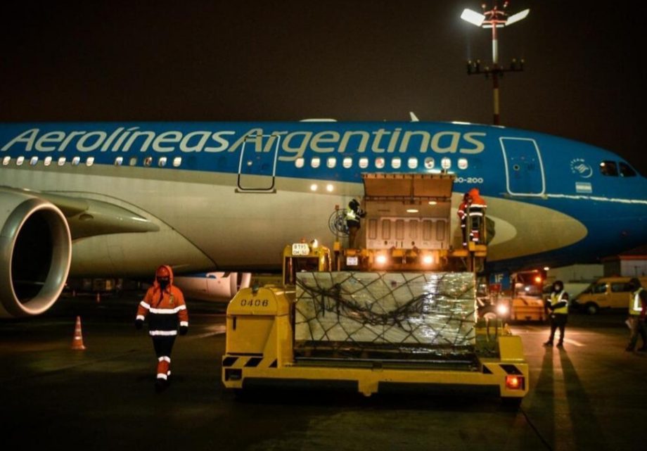 Sputnik V: el Gobierno prepara otro vuelo a Moscú para traer el segundo cargamento Sputnik V: el Gobierno prepara otro vuelo a Moscú para traer el segundo cargamento