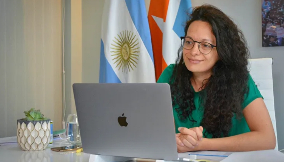 “Seguimos acompañando a los vecinos y vecinas para que puedan cumplir el sueño de la casa propia” “Seguimos acompañando a los vecinos y vecinas para que puedan cumplir el sueño de la casa propia”