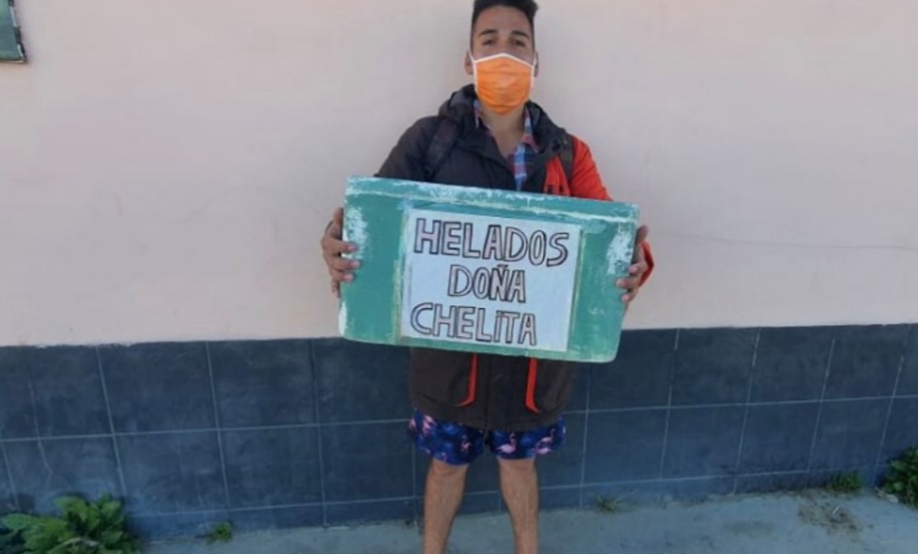 Indignante: Le robaron $15 mil a un joven que vende helados para ayudar a su abuela Indignante: Le robaron $15 mil a un joven que vende helados para ayudar a su abuela