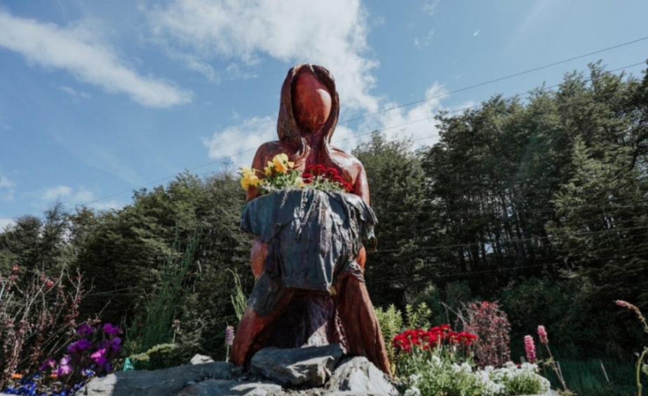 Se Llevó Adelante La Presentación Del Monumento A La Mujer En El Ingreso Al Barrio Río Pipo Se Llevó Adelante La Presentación Del Monumento A La Mujer En El Ingreso Al Barrio Río Pipo