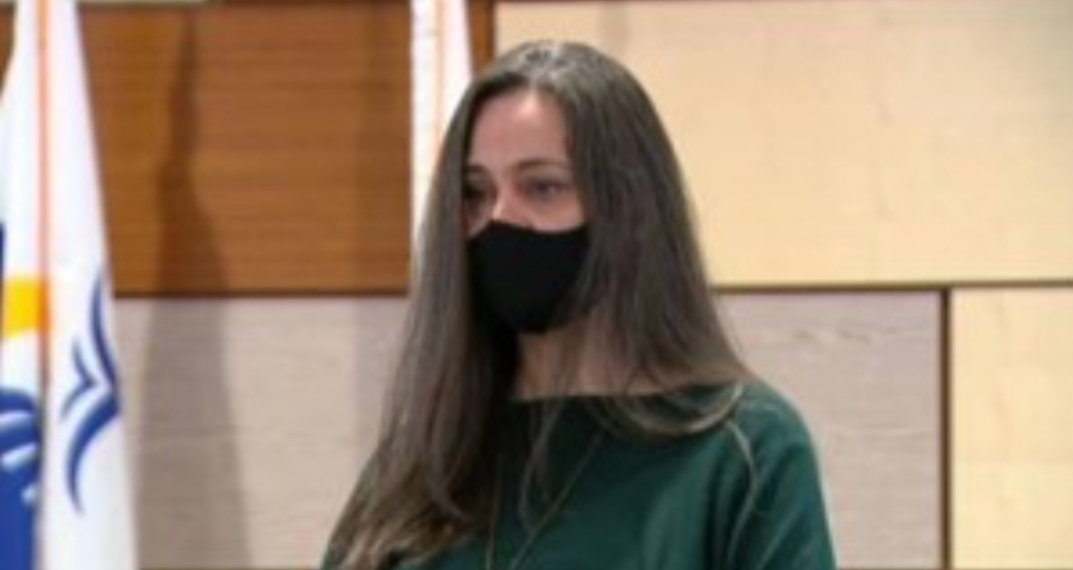 Recompensan a moza «heroína»: con una nota, salvó a un nene de sus padres maltratadores Recompensan a moza «heroína»: con una nota, salvó a un nene de sus padres maltratadores