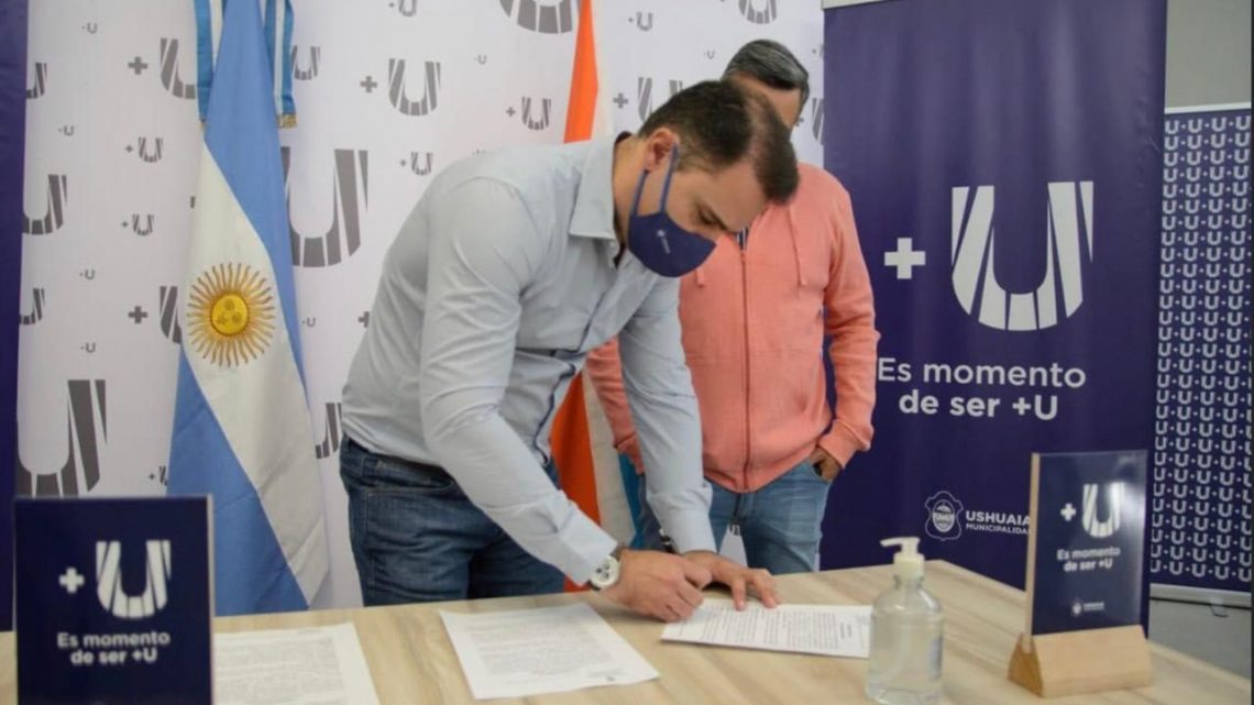 ACOMPAÑAMIENTO DE LA MUNICIPALIDAD DE USHUAIA: LOS BENEFICIOS DE LA TARJETA +U LLEGAN A MÁS GREMIOS Y ASOCIACIONES ACOMPAÑAMIENTO DE LA MUNICIPALIDAD DE USHUAIA: LOS BENEFICIOS DE LA TARJETA +U LLEGAN A MÁS GREMIOS Y ASOCIACIONES