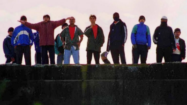 A 25 años del motín de Sierra Chica habló uno de los doce apóstoles: “Las cárceles son para lavar dinero” A 25 años del motín de Sierra Chica habló uno de los doce apóstoles: “Las cárceles son para lavar dinero”