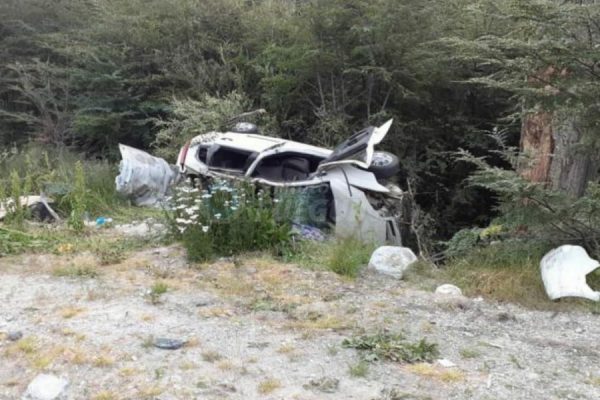 Vuelco en Ushuaia: eran tres jóvenes de 19 y 20 años los fallecidos Vuelco en Ushuaia: eran tres jóvenes de 19 y 20 años los fallecidos