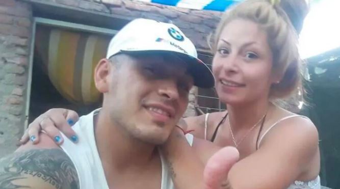 Murió la mujer que fue prendida fuego por la ex de su actual pareja Murió la mujer que fue prendida fuego por la ex de su actual pareja