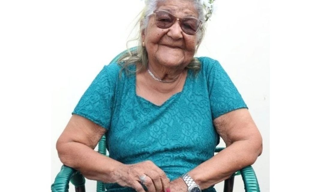 Tiene 101 años, envió su CV a una empresa y su historia se hizo viral Tiene 101 años, envió su CV a una empresa y su historia se hizo viral