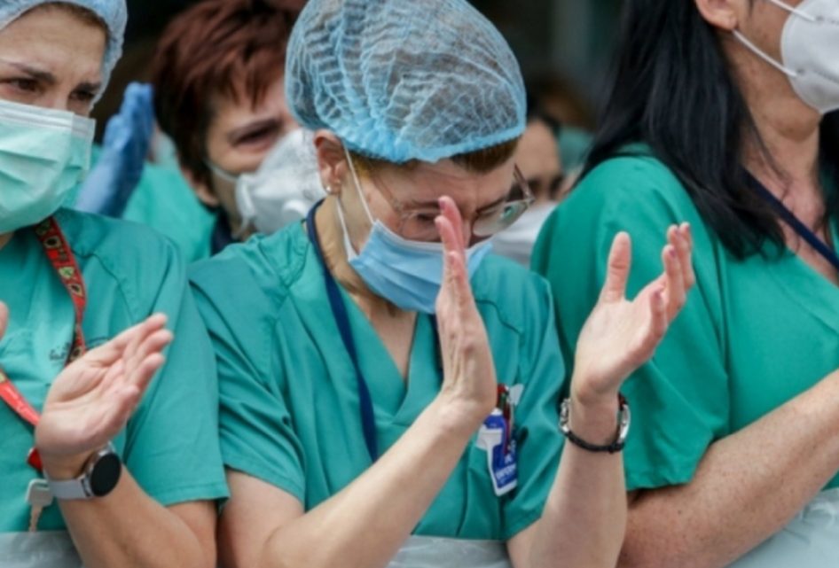 Enfermeros y técnicos podrán jubilarse con 25 años de aporte en la provincia Enfermeros y técnicos podrán jubilarse con 25 años de aporte en la provincia