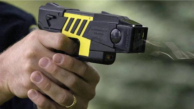 proyecto de ley para autorizar el uso de las pistolas Taser proyecto de ley para autorizar el uso de las pistolas Taser